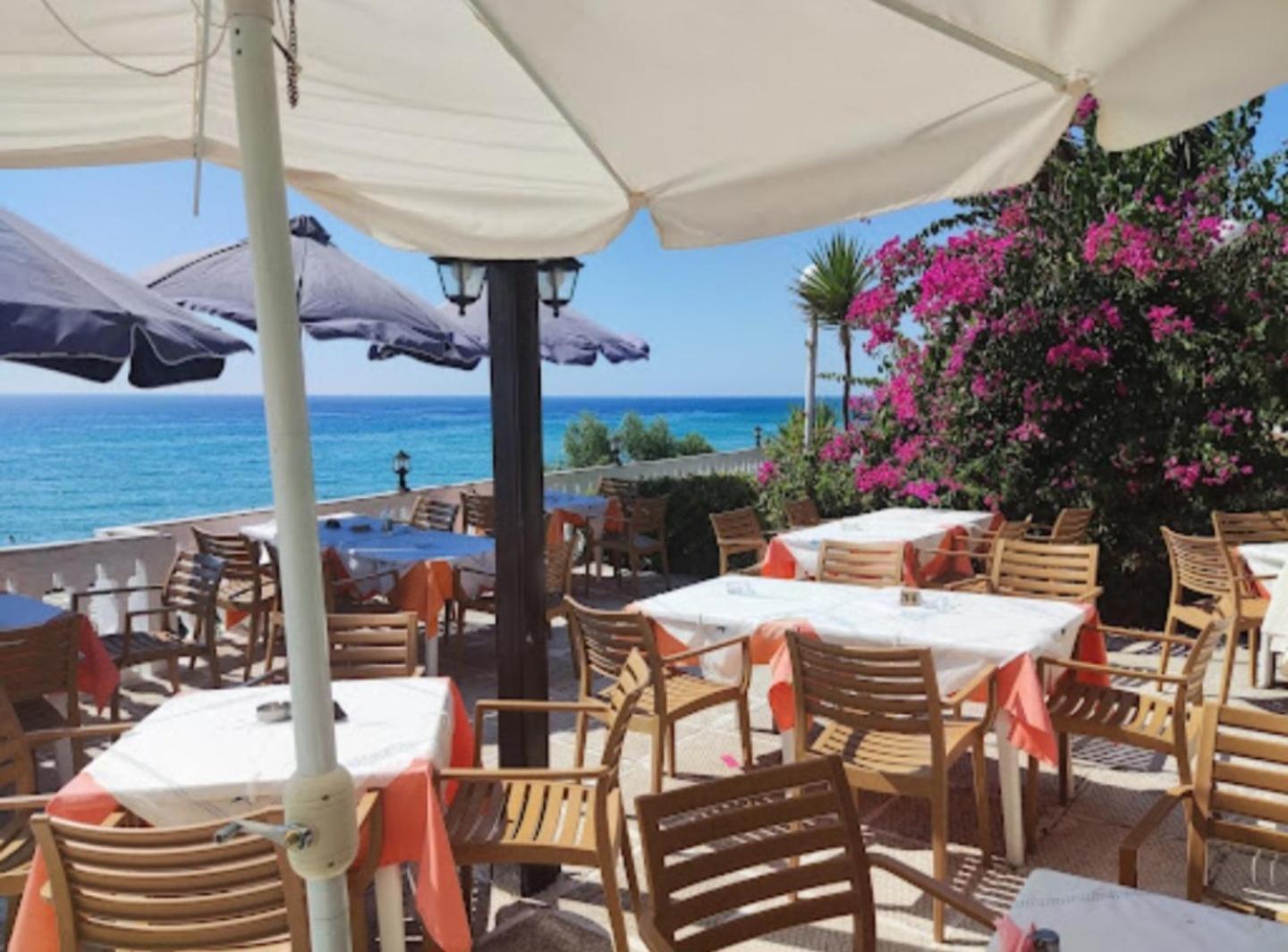 דירות Seablue 137 Corfu Glyfada מראה חיצוני תמונה